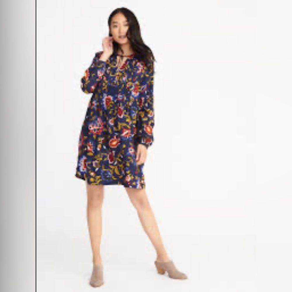 Old Navy Boho Floral Print Swing Dress Blue Red Size Medium